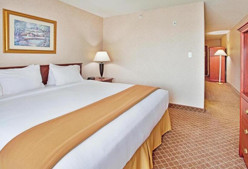 Holiday Inn Express Hotel & Suites Beatrice, An Ihg