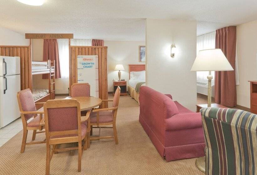 Отель Holiday Inn Express Adrian, An Ihg