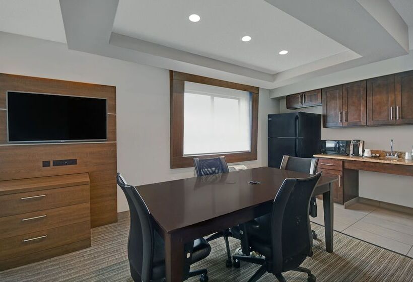 Отель Holiday Inn Express Adrian, An Ihg