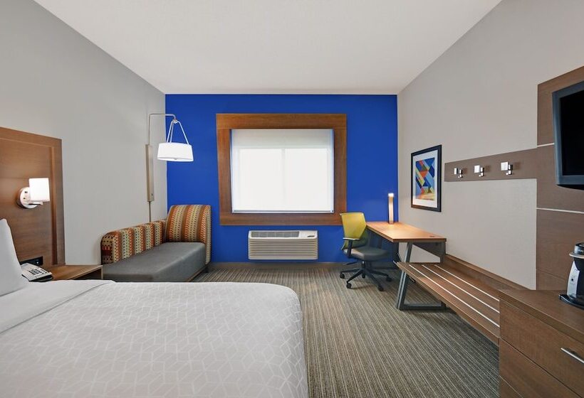 Отель Holiday Inn Express Adrian, An Ihg