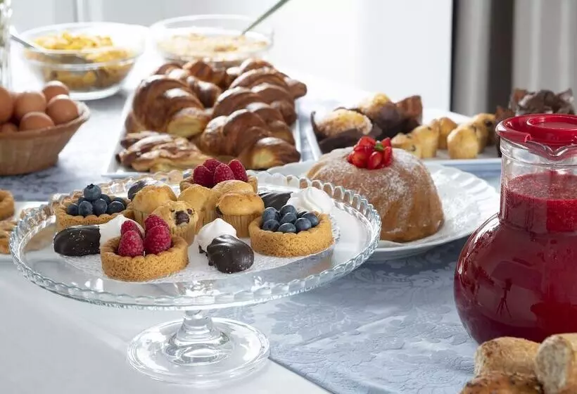 هتل Italia Boutique