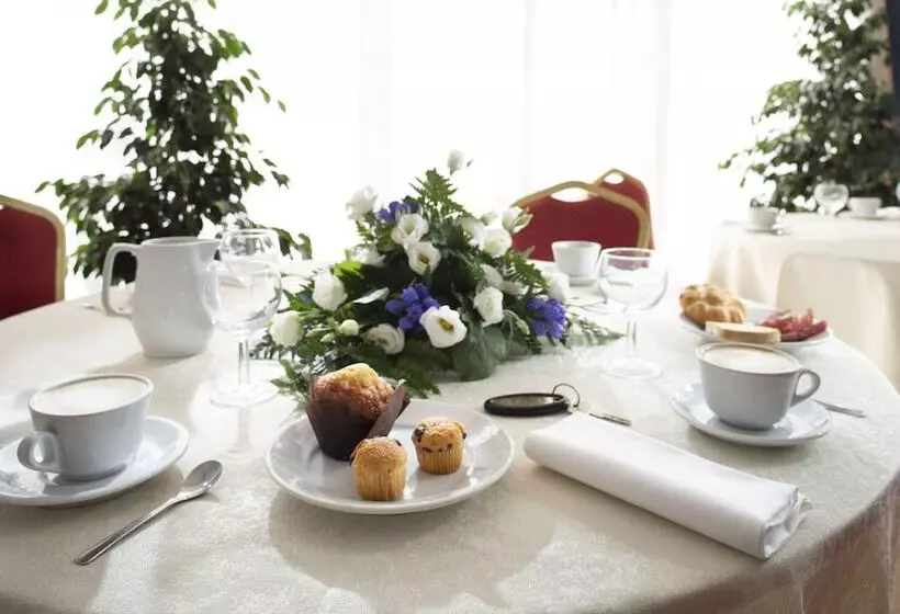 هتل Italia Boutique