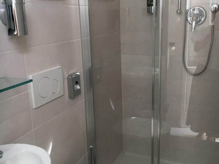 هتل Italia Boutique