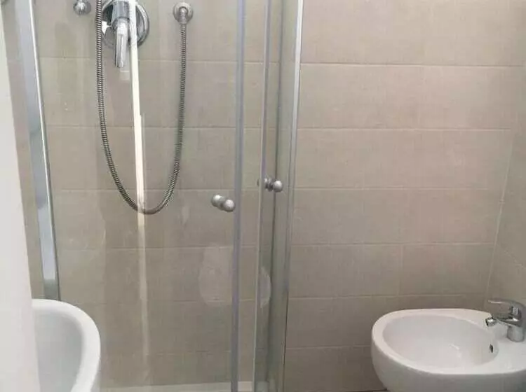 هتل Italia Boutique