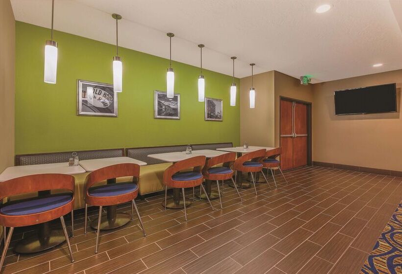 בית מלון כפרי La Quinta By Wyndham Boise Airport