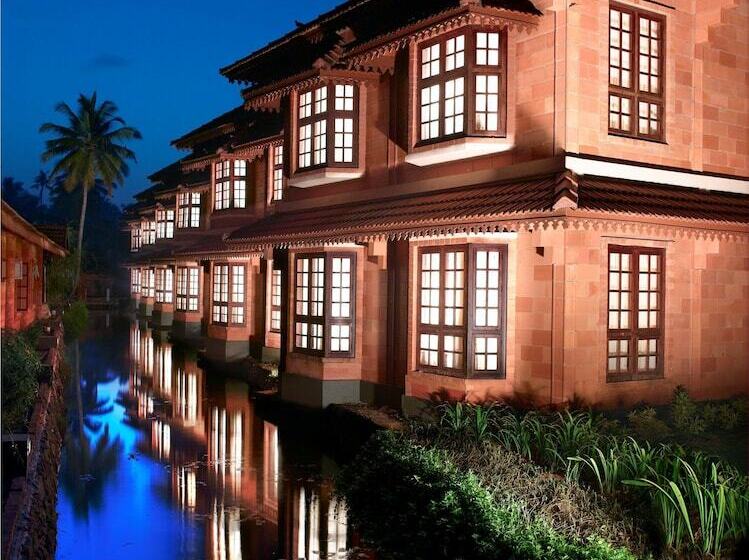 ホテル Lakesong Kumarakom