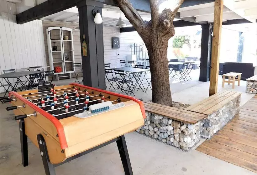 Отель Prieuré Saint Louis Maison D Hôtes