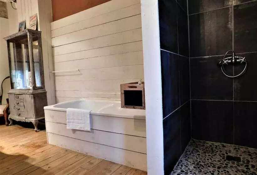 Отель Prieuré Saint Louis Maison D Hôtes