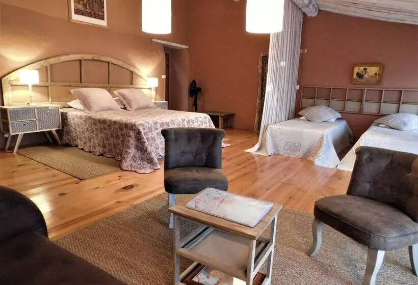 Отель Prieuré Saint Louis Maison D Hôtes