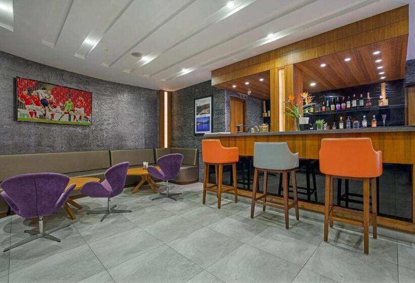 בית מלון כפרי Sterling Kodai Valley