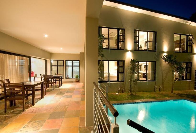 בית מלון כפרי The Hub Boutique