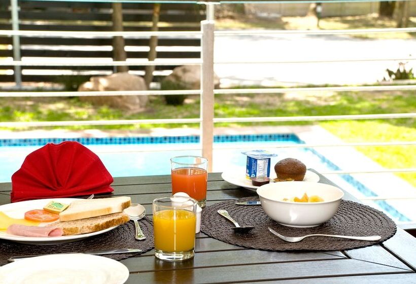 בית מלון כפרי The Hub Boutique