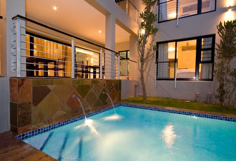 בית מלון כפרי The Hub Boutique