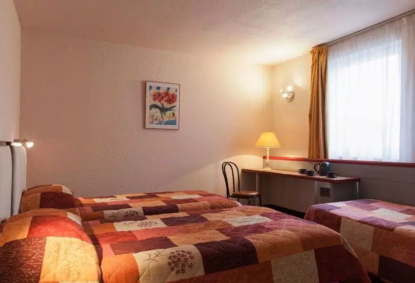 בית מלון כפרי The Originals City, Hôtel Le Forum, Strasbourg Nord