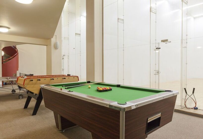 Отель The Originals City, Hôtel Le Forum, Strasbourg Nord