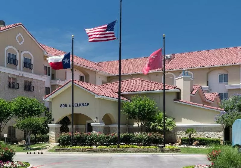 هتل Towneplace Suites Fort Worth Downtown