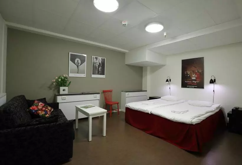 호텔 Stf Gärdet & Hostel