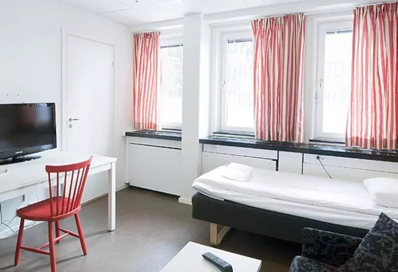 호텔 Stf Gärdet & Hostel