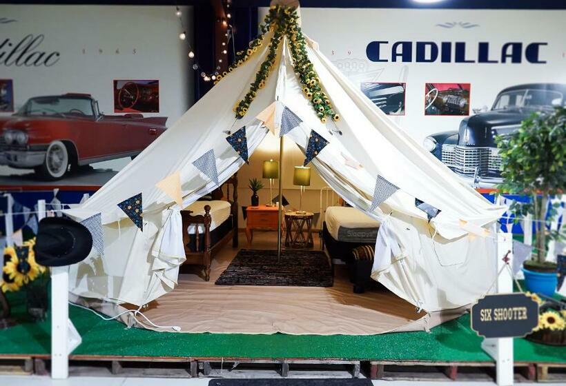 فندق صغير Lone Star Glamp Inn