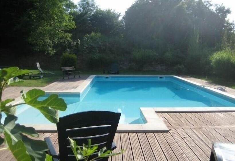 민박 Auberge Les Glycines