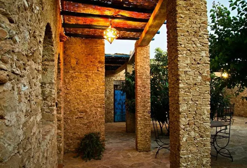 Aamiaismajoitus (B&B) Ryad De Vignes  Le Val D Argan