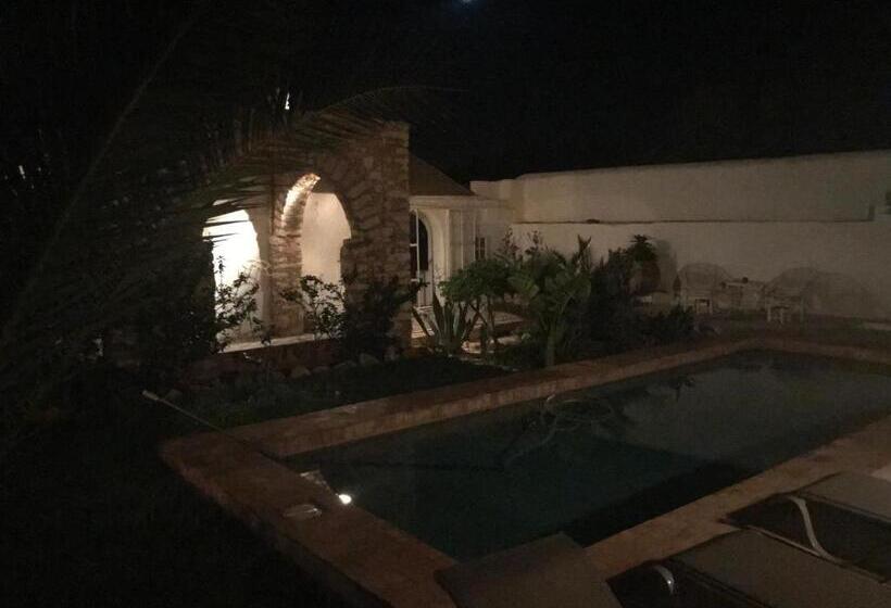 مبيت وإفطار Villa Salvatore