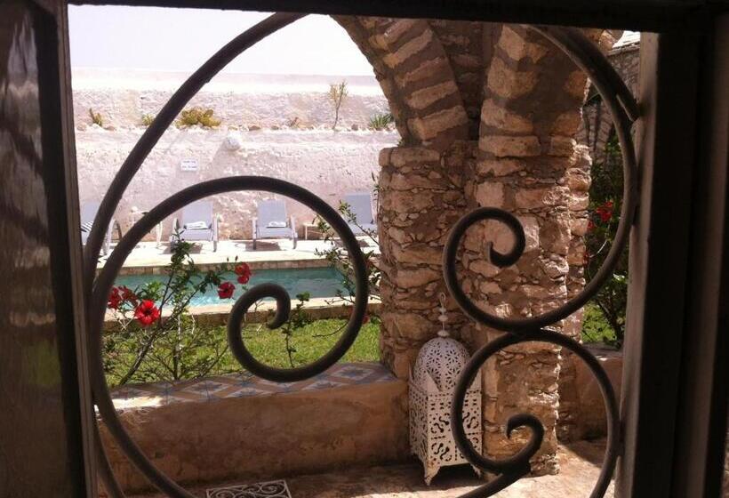 مبيت وإفطار Villa Salvatore