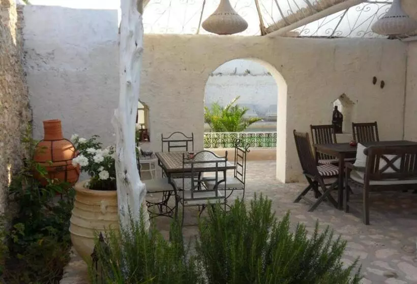 Aamiaismajoitus (B&B) Villa Salvatore