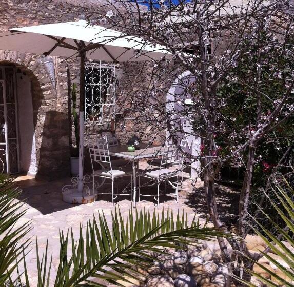 مبيت وإفطار Villa Salvatore