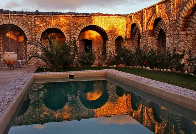 مبيت وإفطار Villa Salvatore