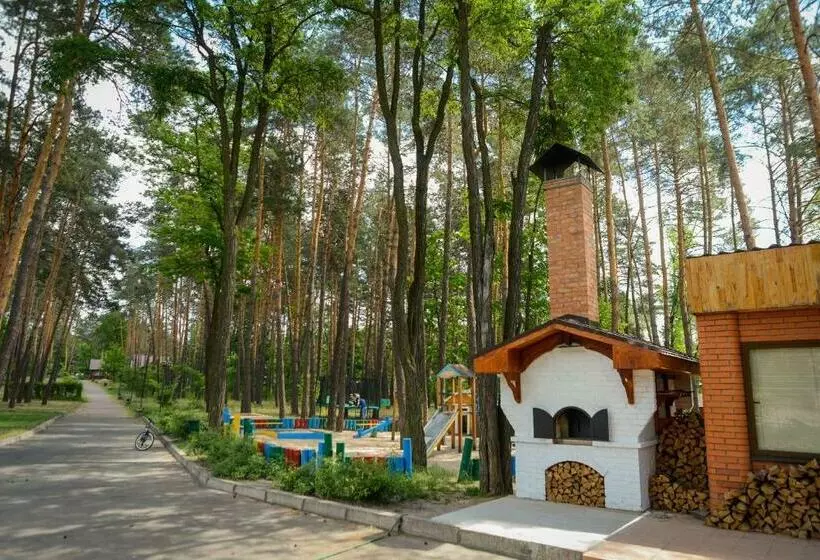 Hotelli заміський комплекс пуща лісна