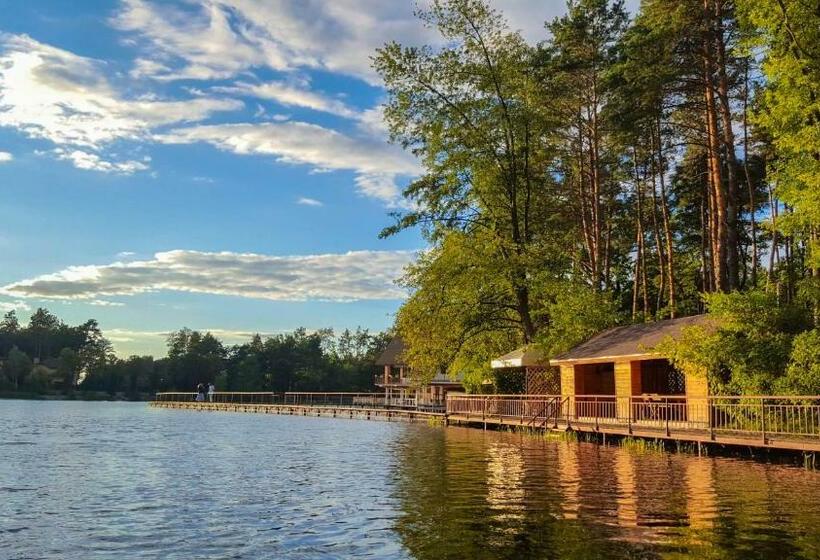 Отель заміський комплекс пуща лісна
