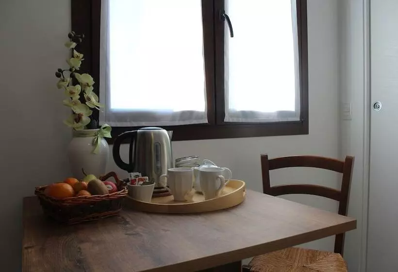 هتل Agriturismo La Lupa