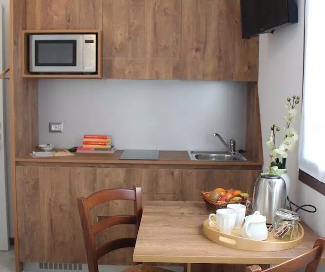 هتل Agriturismo La Lupa