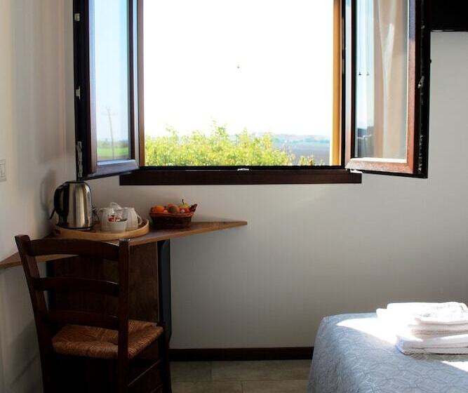 호텔 Agriturismo La Lupa