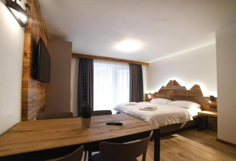 ホテル Residence & Wellness 3mila