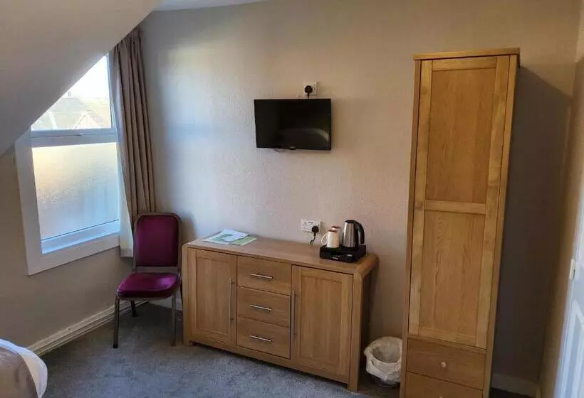 ホテル The Avenue