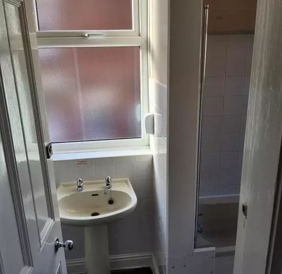 ホテル The Avenue