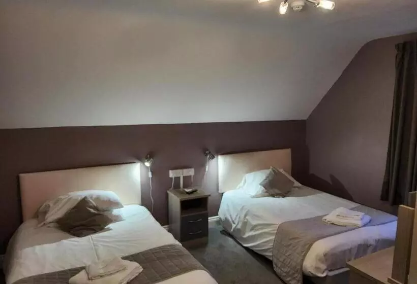 ホテル The Avenue