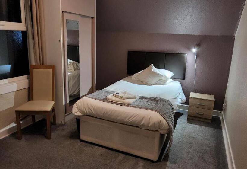 ホテル The Avenue