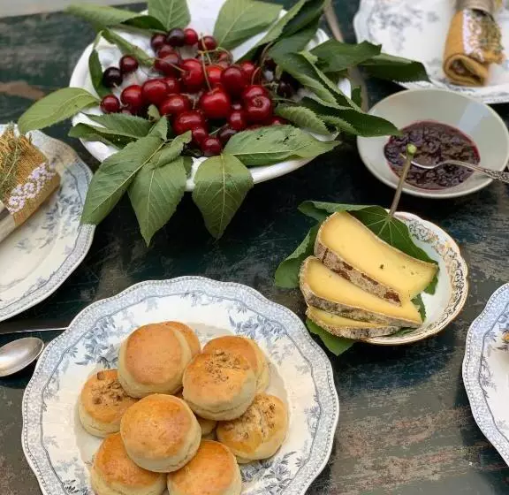 ベッドアンドブレックファースト Echo Du Maquis