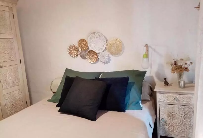 ベッドアンドブレックファースト Echo Du Maquis