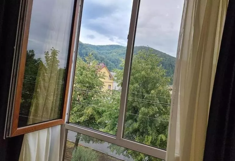 Aamiaismajoitus (B&B) Manchela садиба