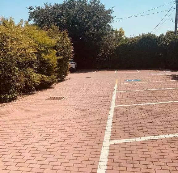 Hotelli Albergo Fonda