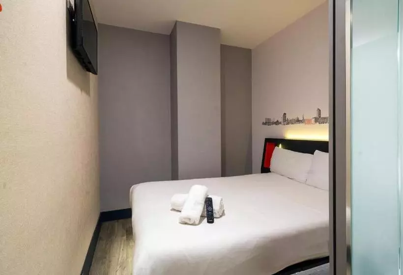 Easyhotel Oxford