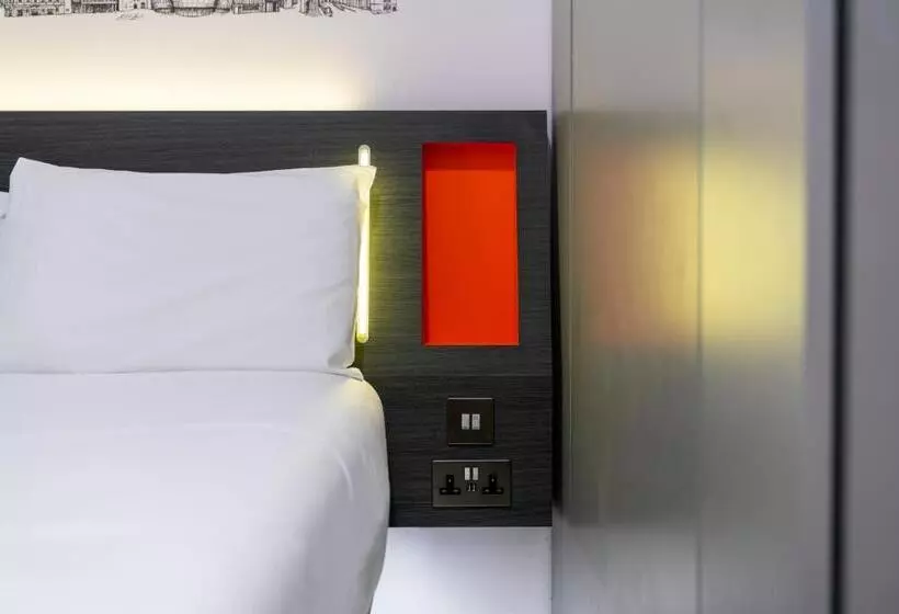Easyhotel Oxford