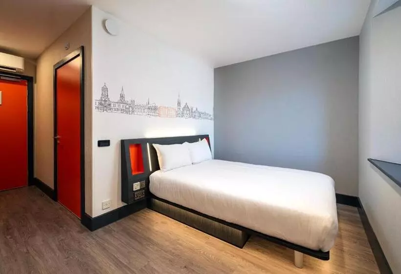 Easyhotel Oxford