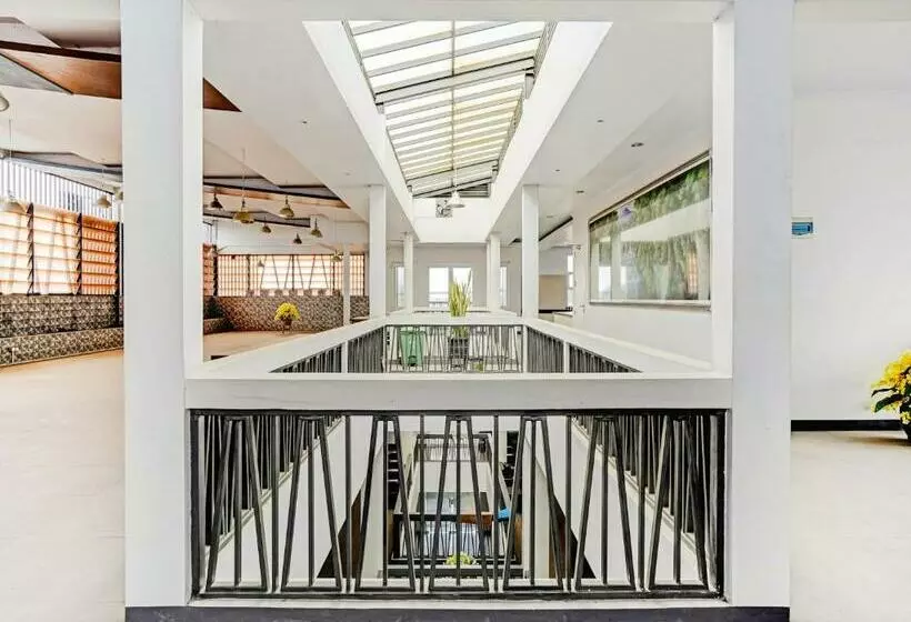 Hotelli Oyo 90324 Si Jalak Guest House