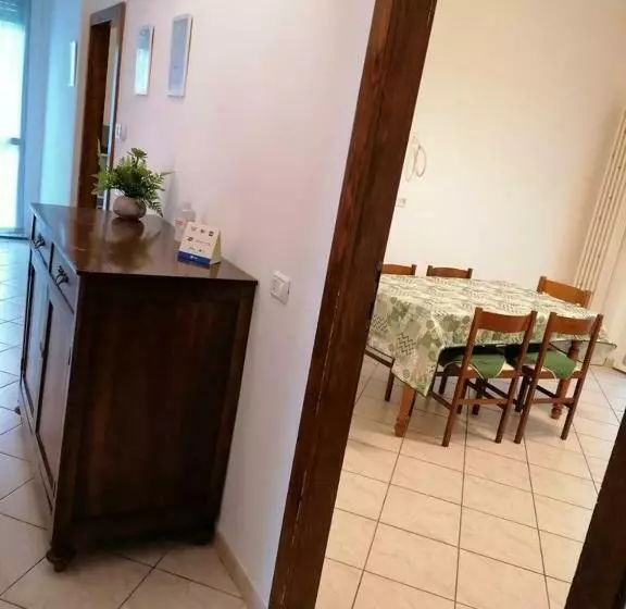 پانسیون Guest House Tricolore