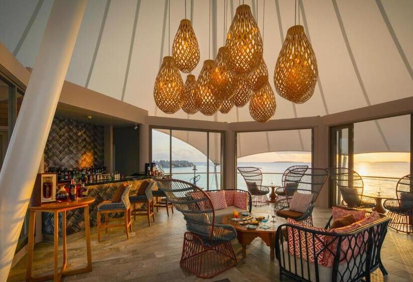 Resort The Nautilus Maldives